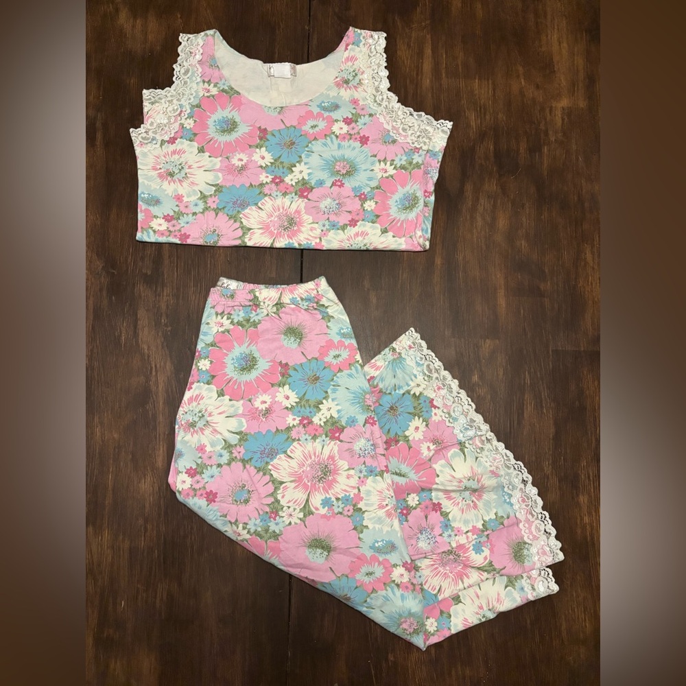 Women’s Pink Blue Floral Lace-Trim Pajama Set